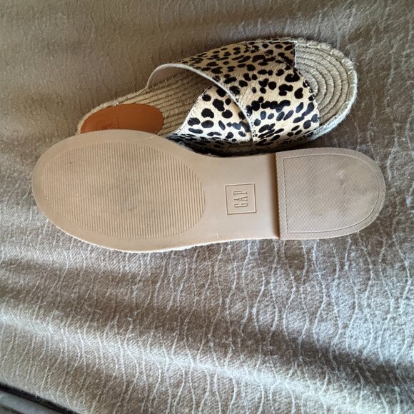 Gap Cross Strap Espadrille Sandals, Size 9 - Picture 3 of 5